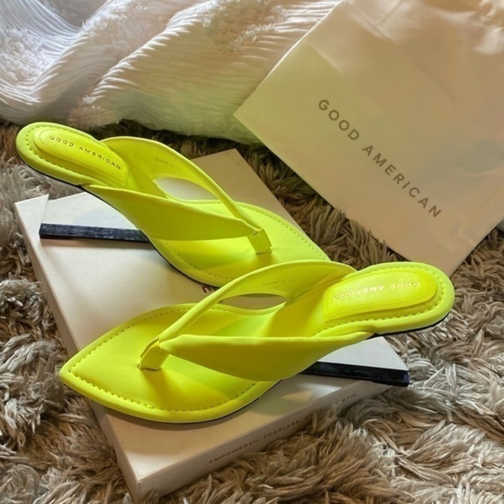 Good American glass looking neon yellow  heels 13 shoes box and duster bag